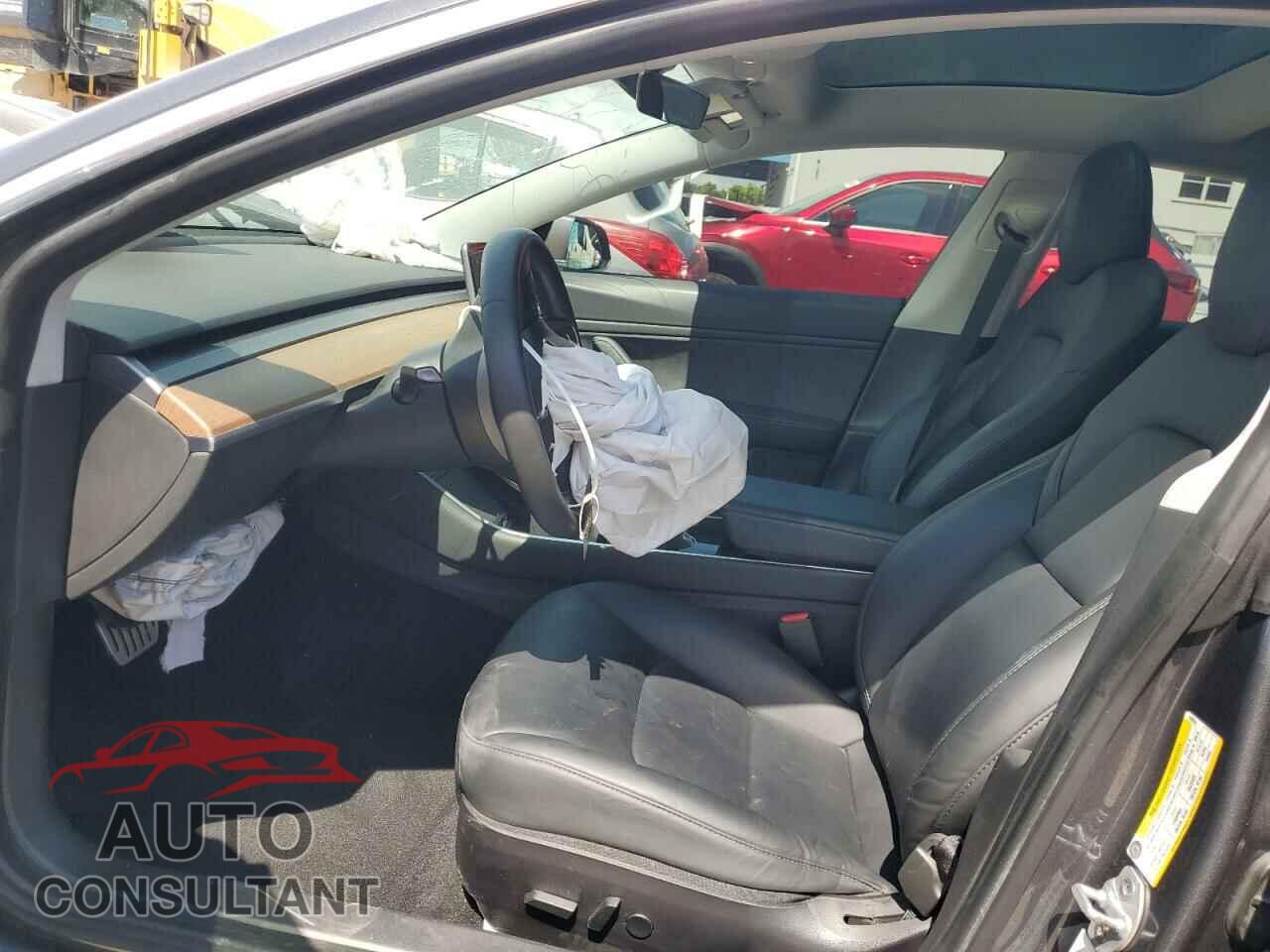 TESLA MODEL 3 2020 - 5YJ3E1EC7LF646844