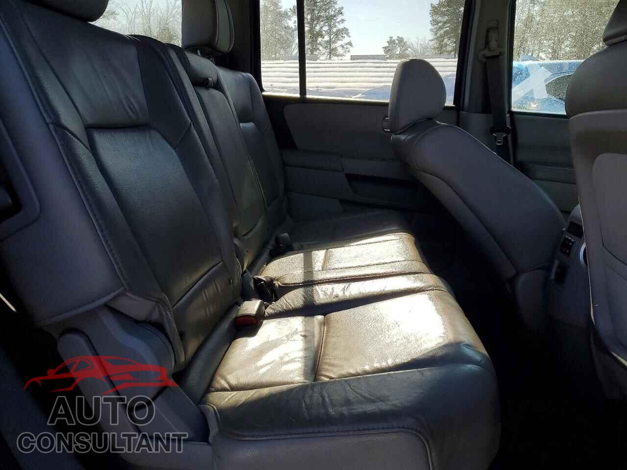 HONDA PILOT 2012 - 5FNYF4H50CB028041