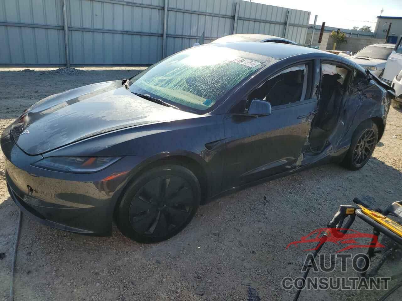 TESLA MODEL 3 2024 - 5YJ3E1EBXRF737428