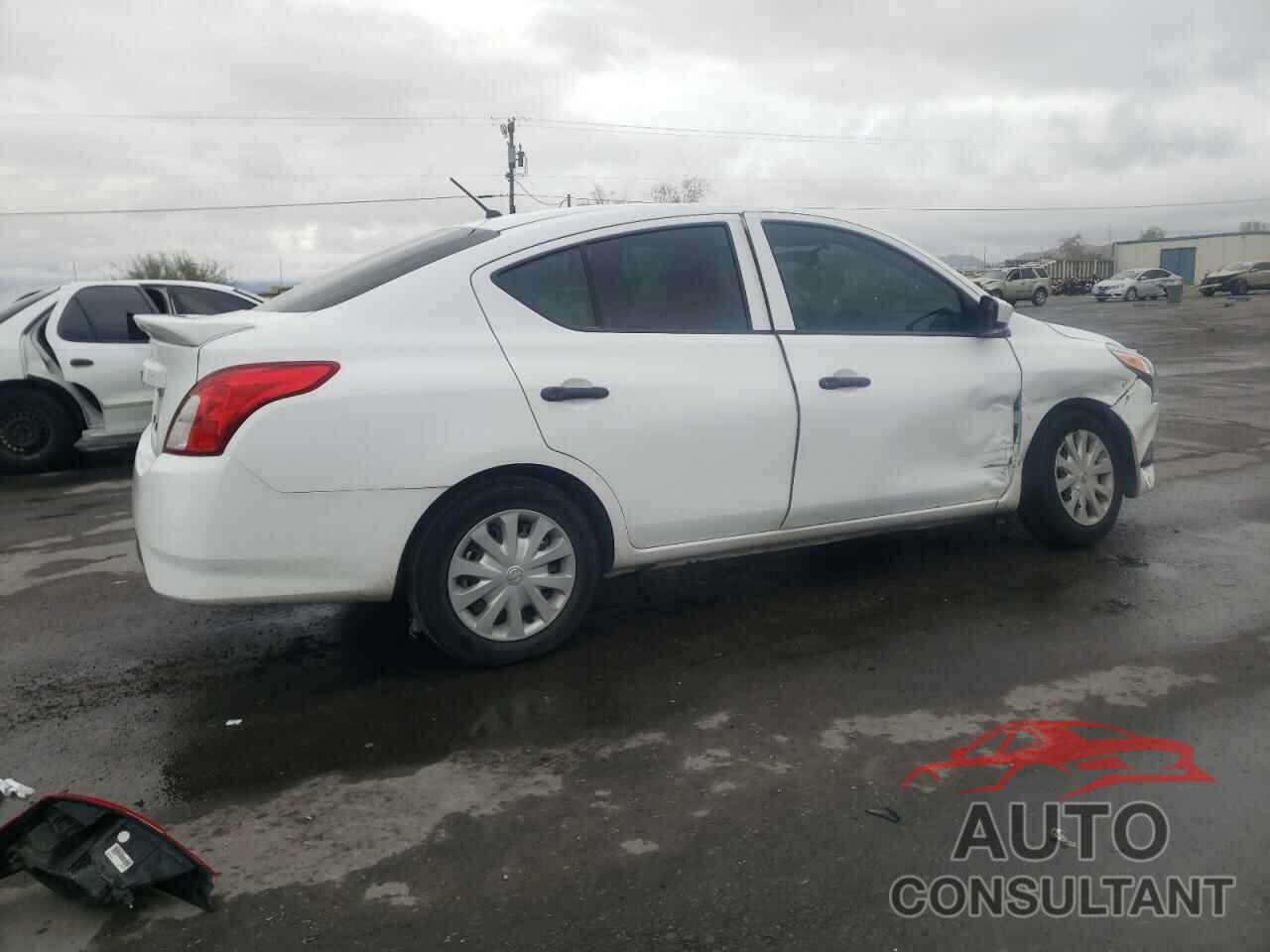 NISSAN VERSA 2018 - 3N1CN7AP1JL872486