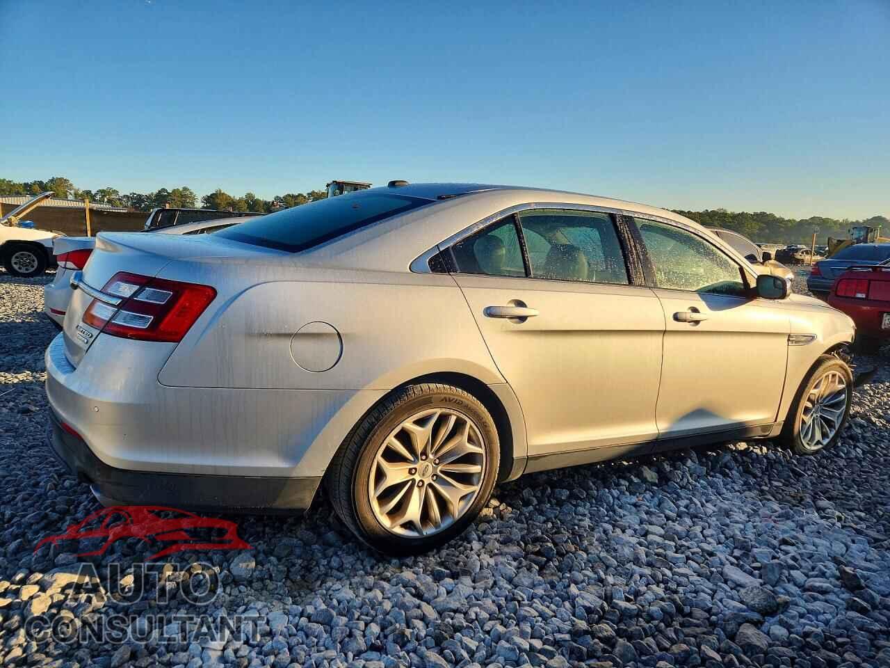 FORD TAURUS 2015 - 1FAHP2F82FG102929
