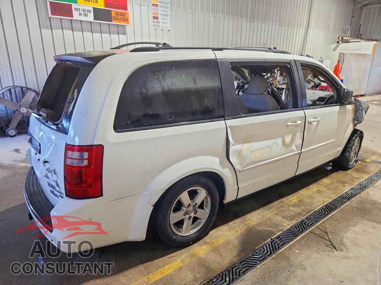 DODGE CARAVAN 2010 - 2D4RN4DE2AR223513