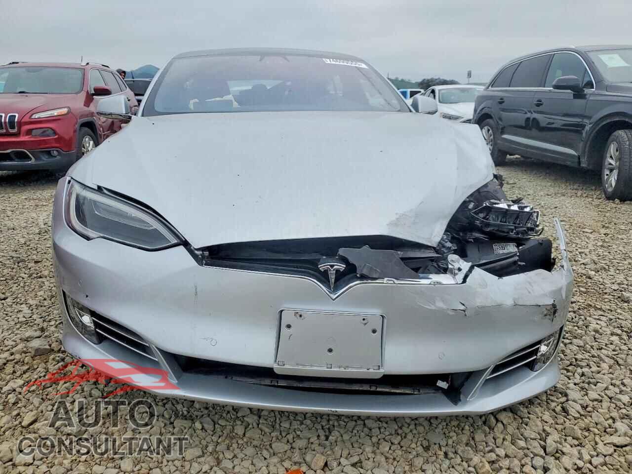 TESLA MODEL S 2017 - 5YJSA1E2XHF230079