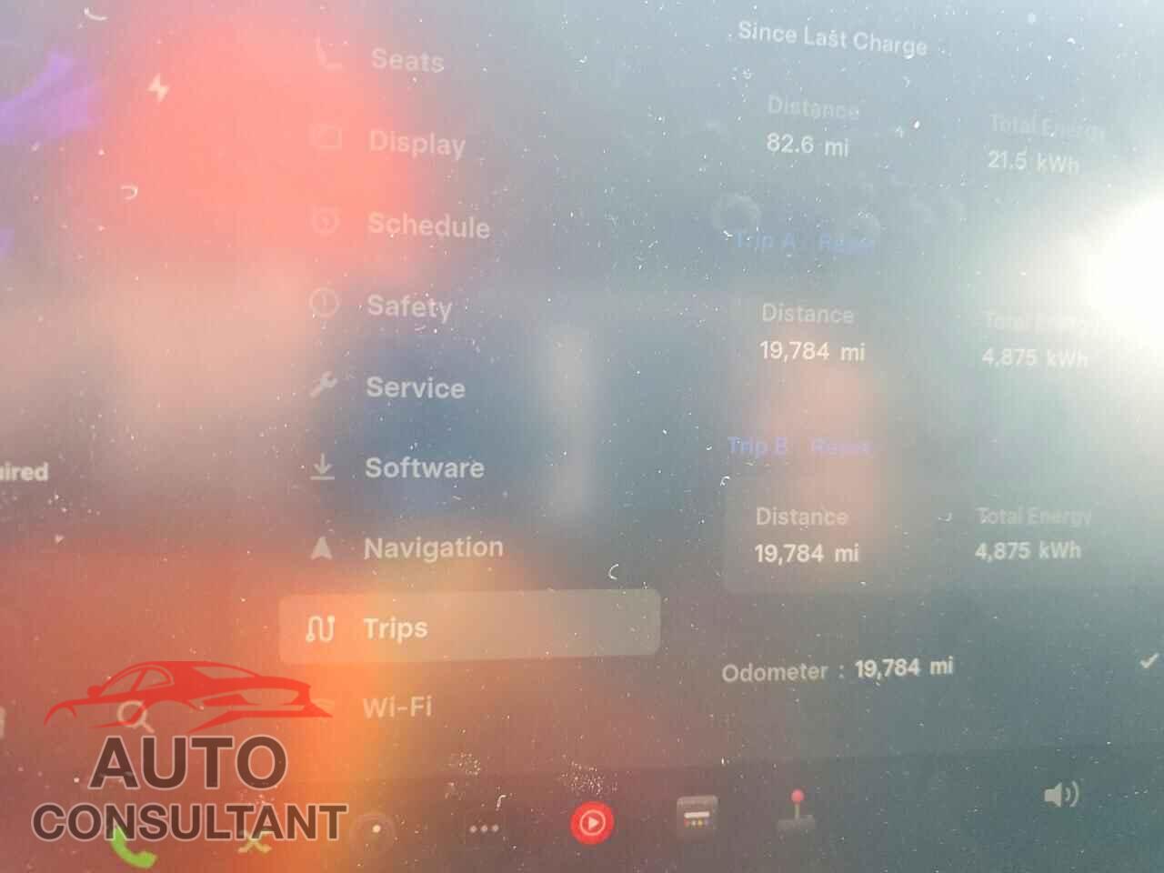 TESLA MODEL 3 2024 - 5YJ3E1EA2RF825459