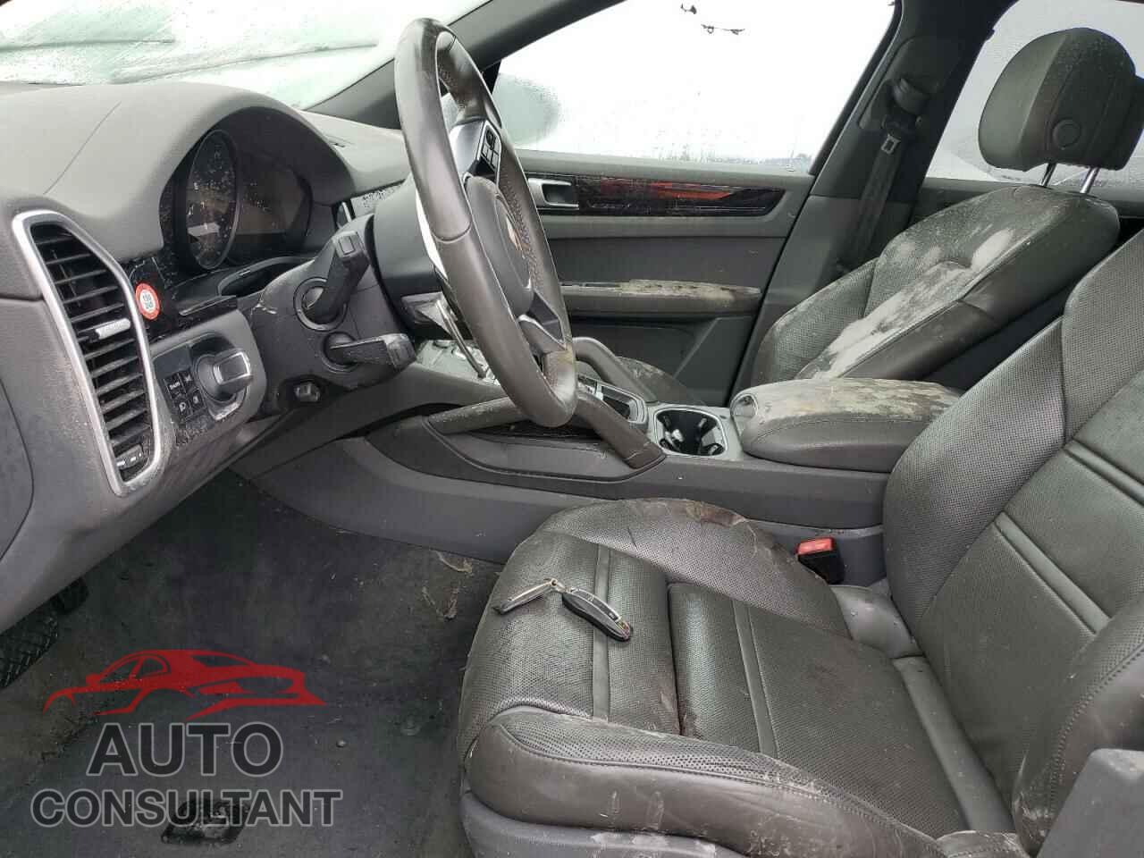 PORSCHE CAYENNE 2020 - WP1AA2AY2LDA05732