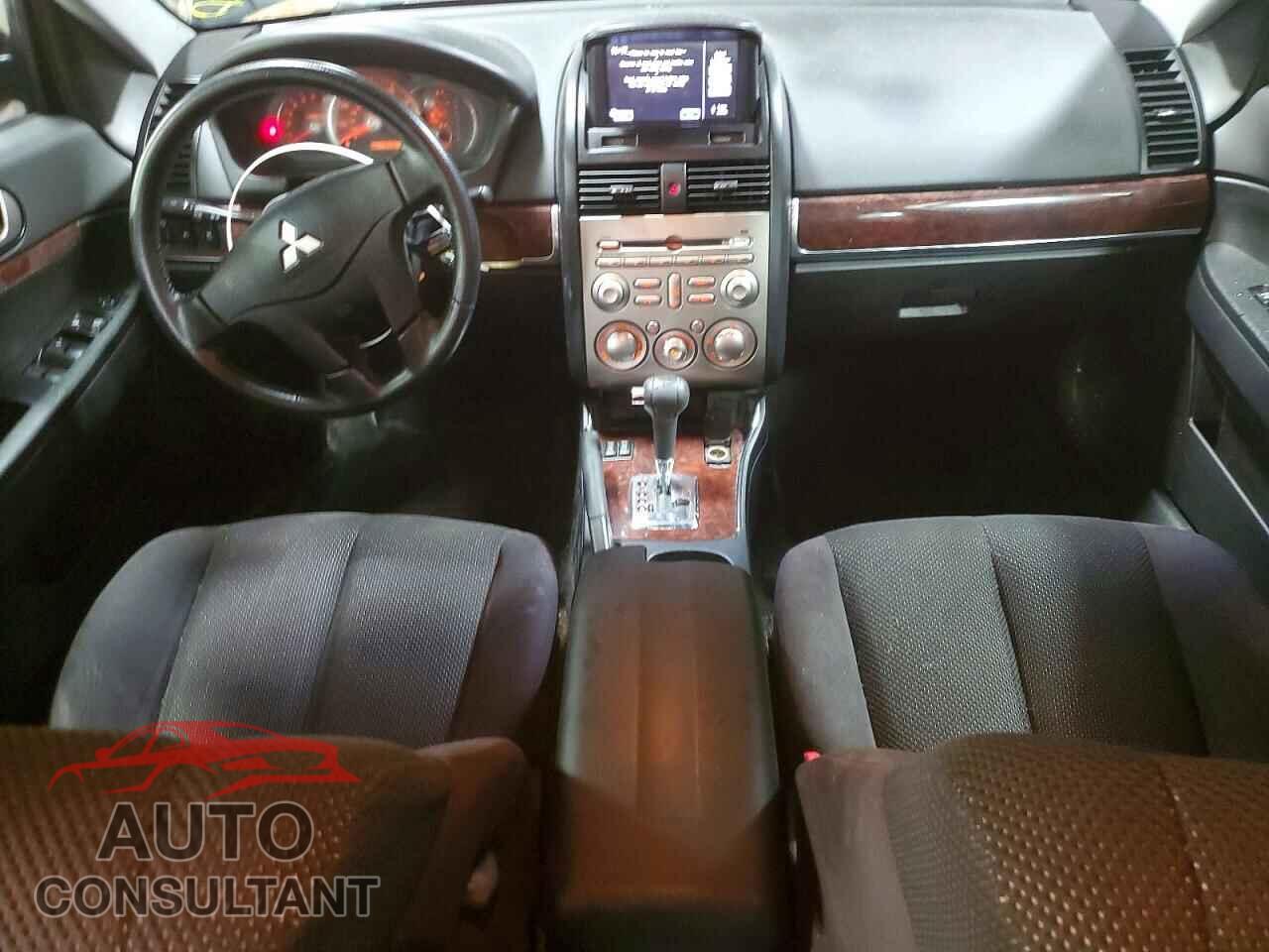 MITSUBISHI GALANT 2011 - 4A32B3FF4BE032999