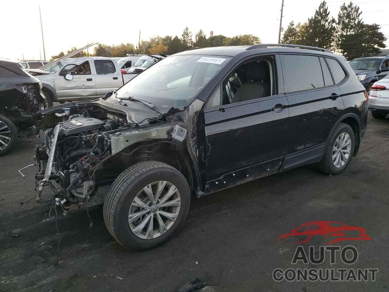 VOLKSWAGEN TIGUAN 2018 - 3VV0B7AX3JM102035