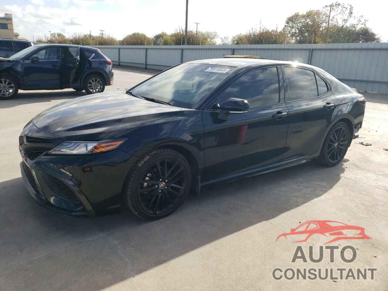 TOYOTA CAMRY 2022 - 4T1K61AK1NU018337
