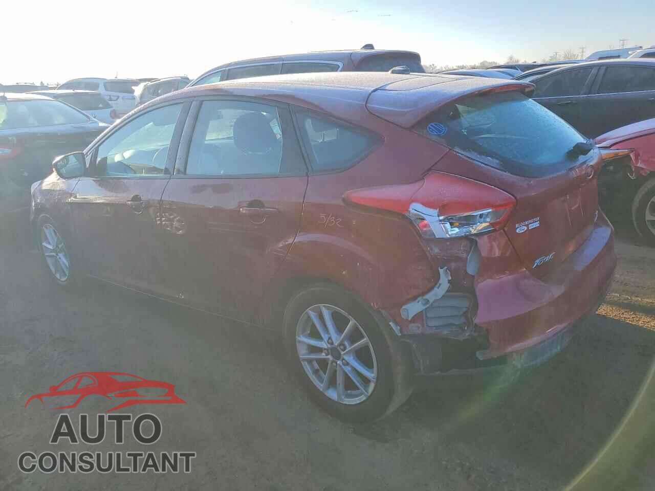 FORD FOCUS 2015 - 1FADP3K25FL210040