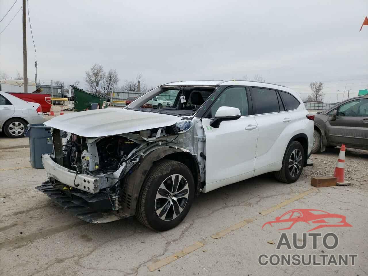 TOYOTA HIGHLANDER 2022 - 5TDHZRBH4NS172777