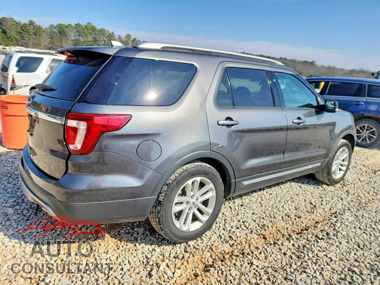 FORD EXPLORER 2017 - 1FM5K7D88HGD34879