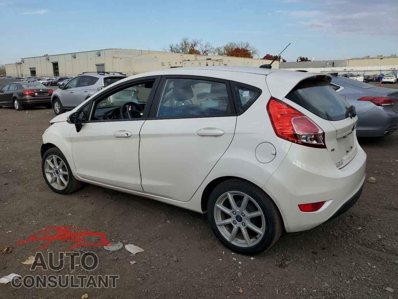 FORD FIESTA 2018 - 3FADP4EJ2JM107836