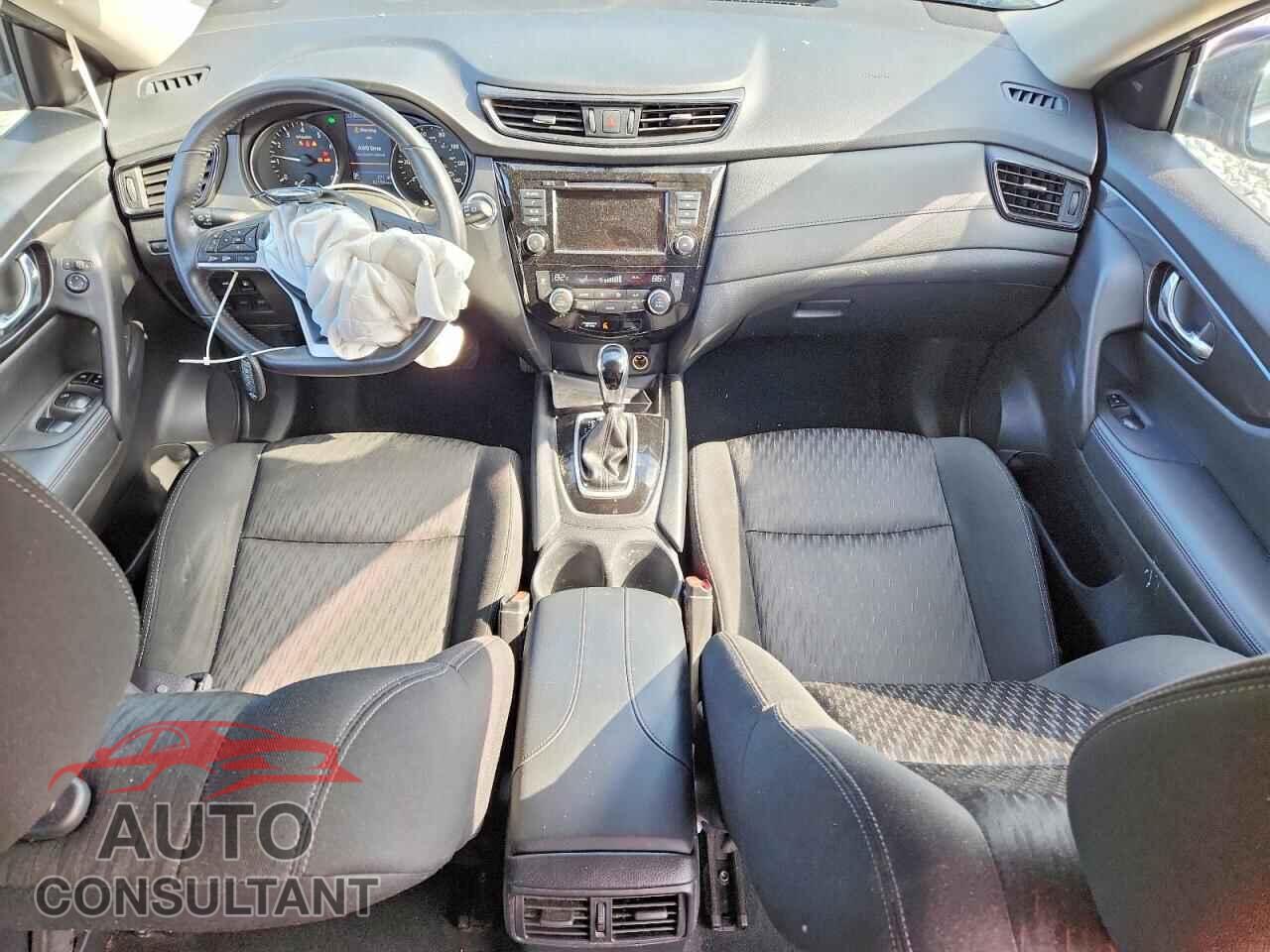 NISSAN ROGUE 2018 - KNMAT2MV8JP598862