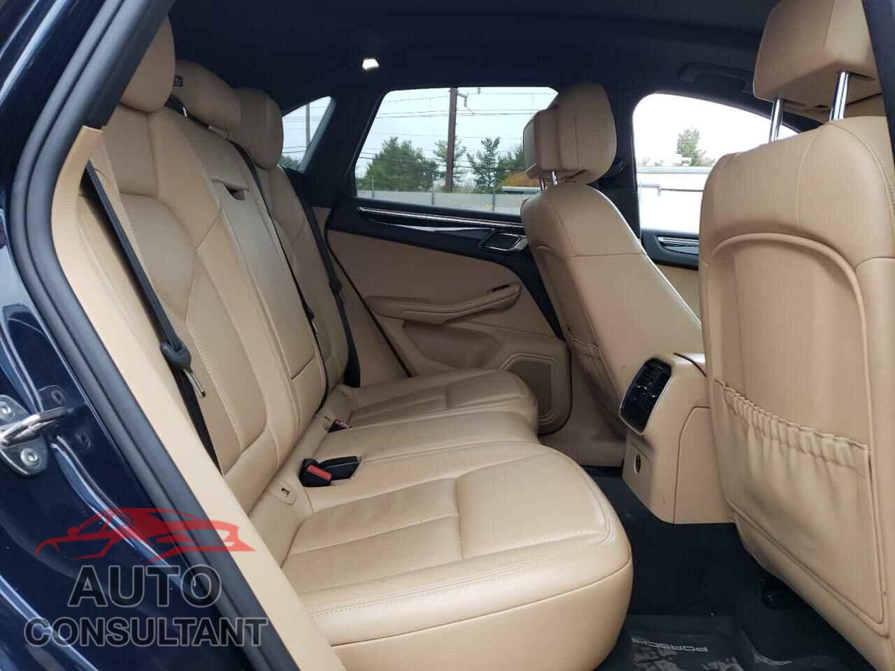 PORSCHE MACAN 2018 - WP1AA2A50JLB00380