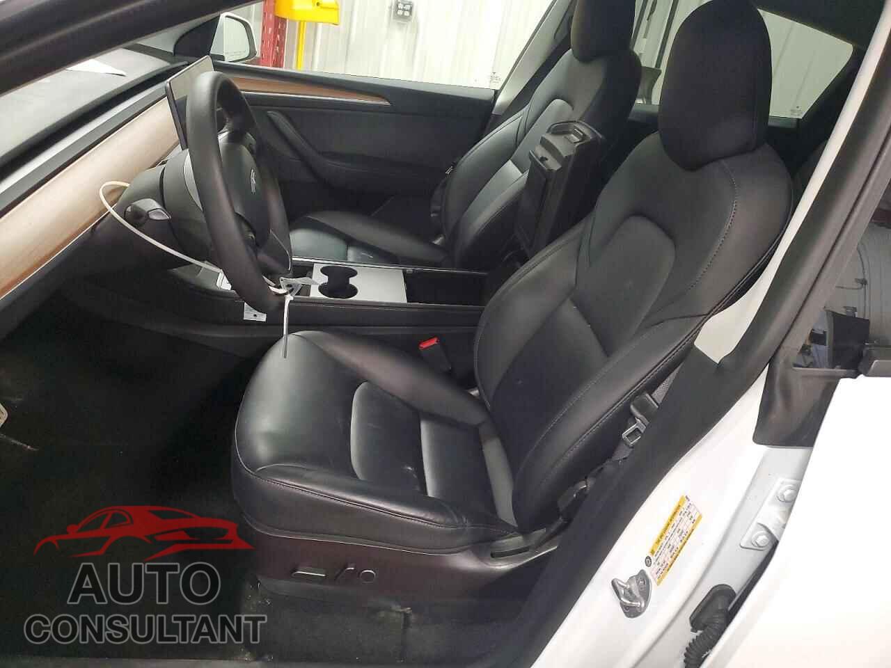 TESLA MODEL Y 2022 - 7SAYGDEF2NF538018