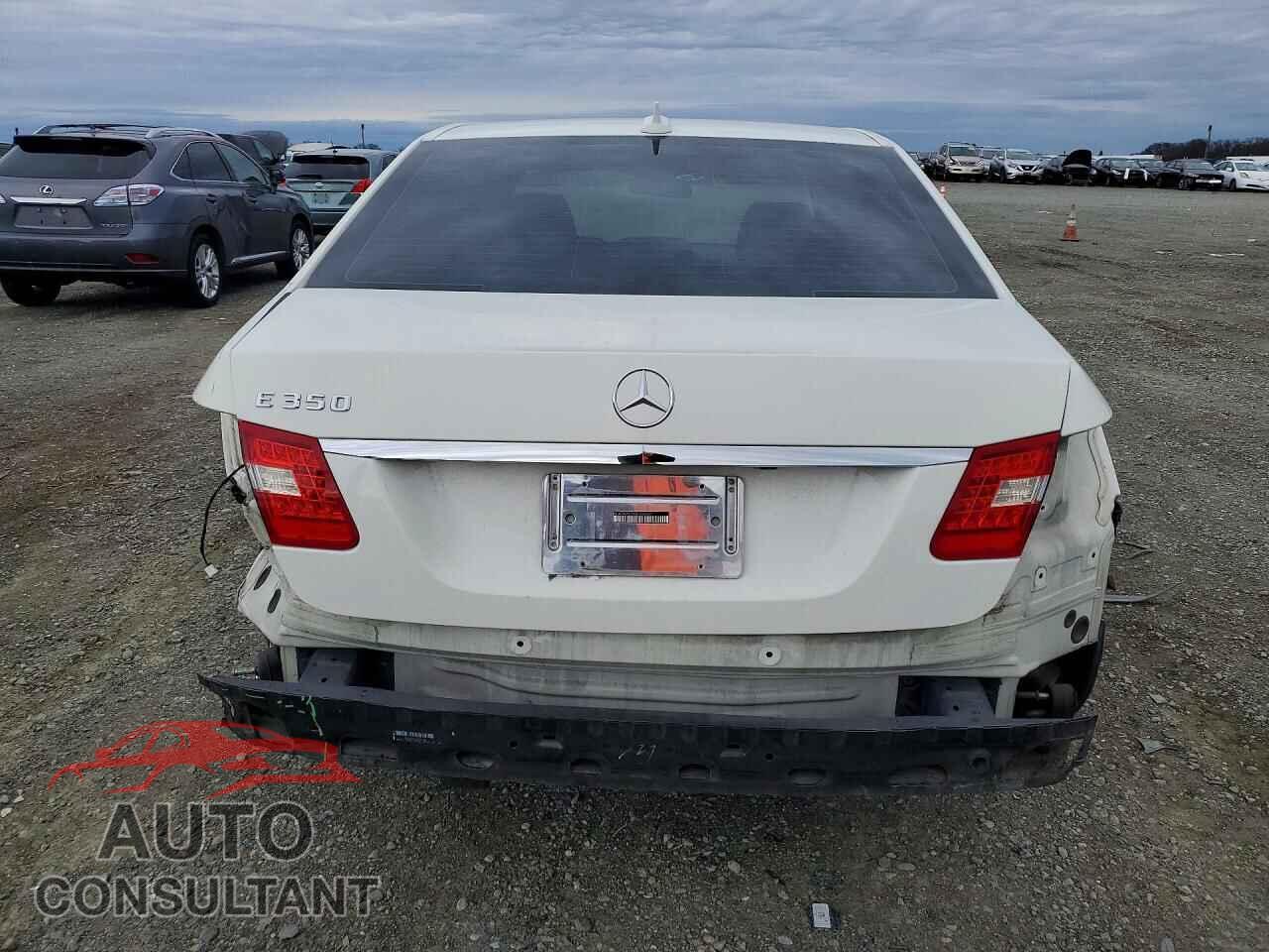 MERCEDES-BENZ E-CLASS 2012 - WDDHF5KB7CA555660