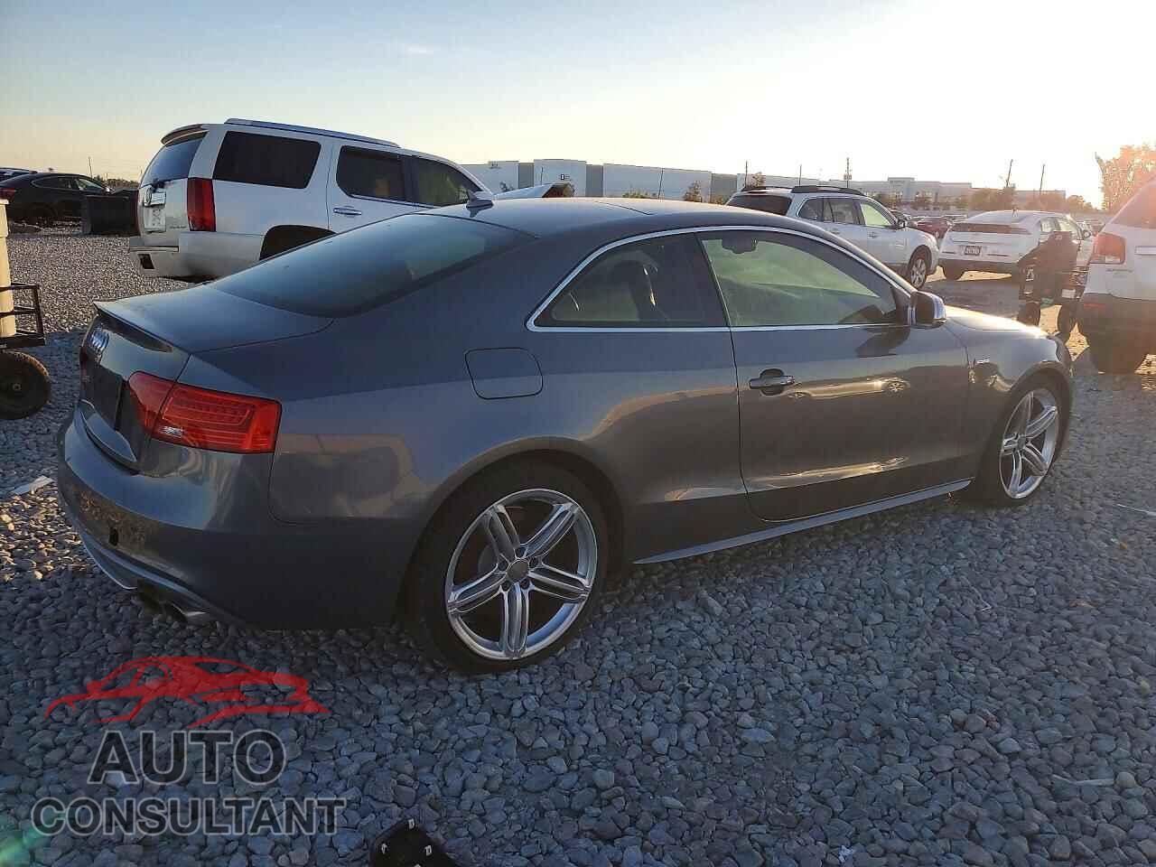 AUDI S5/RS5 2014 - WAUCGAFR2EA005641