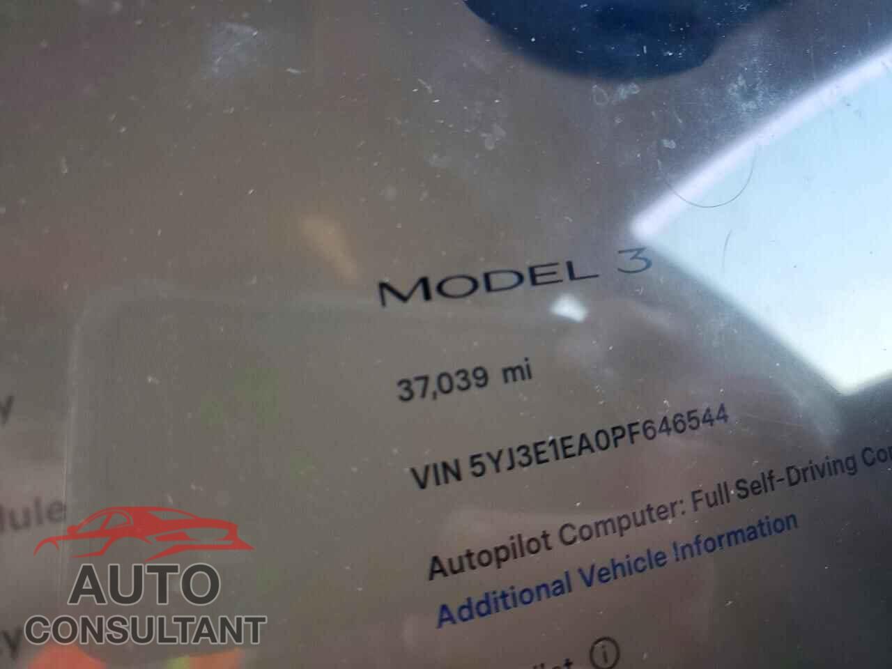 TESLA MODEL 3 2023 - 5YJ3E1EA0PF646544