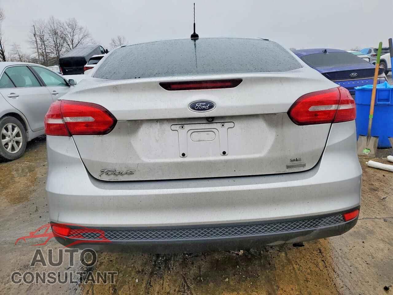 FORD FOCUS 2018 - 1FADP3FE2JL306740