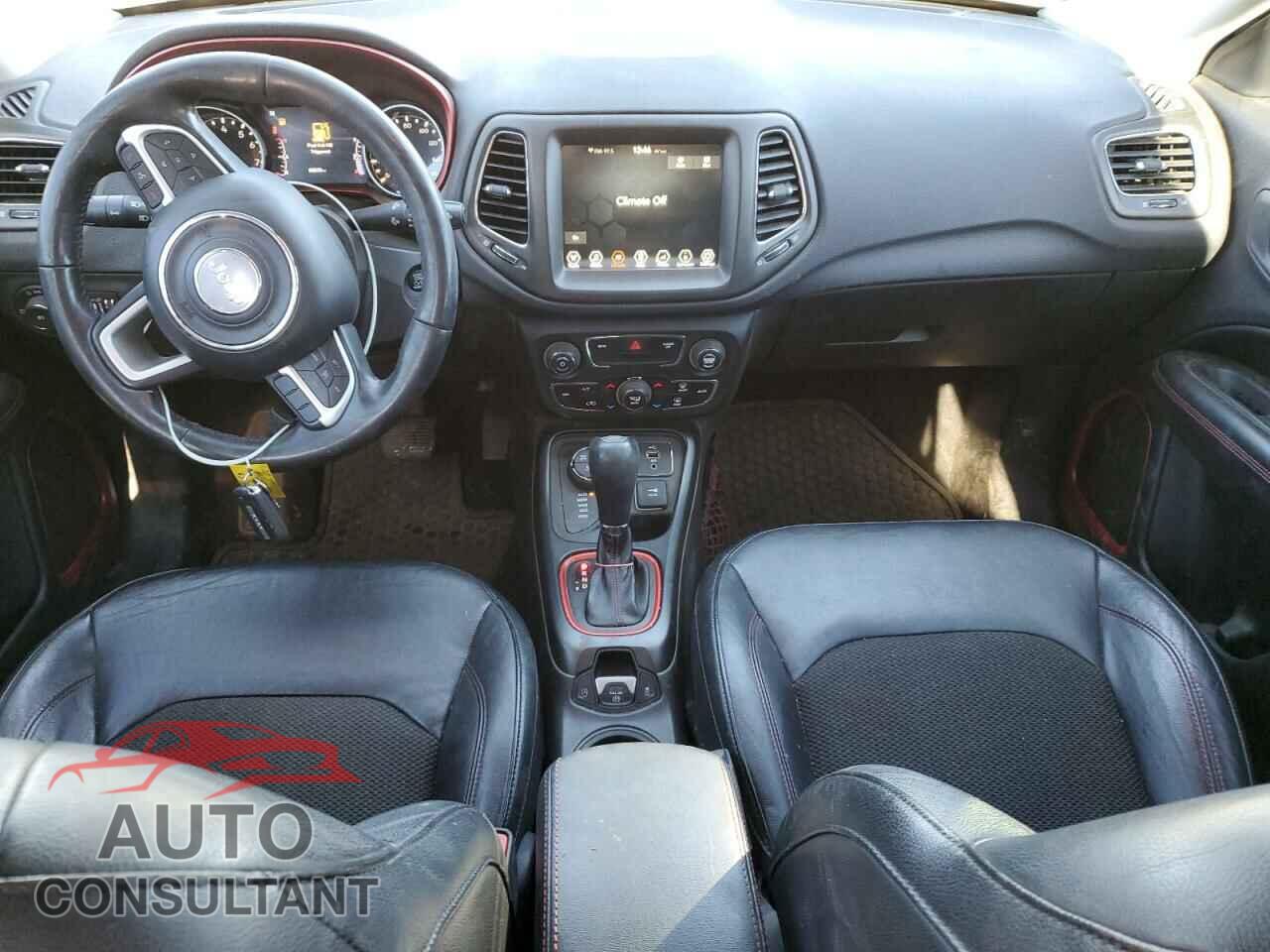 JEEP COMPASS 2017 - 3C4NJDDB5HT680417