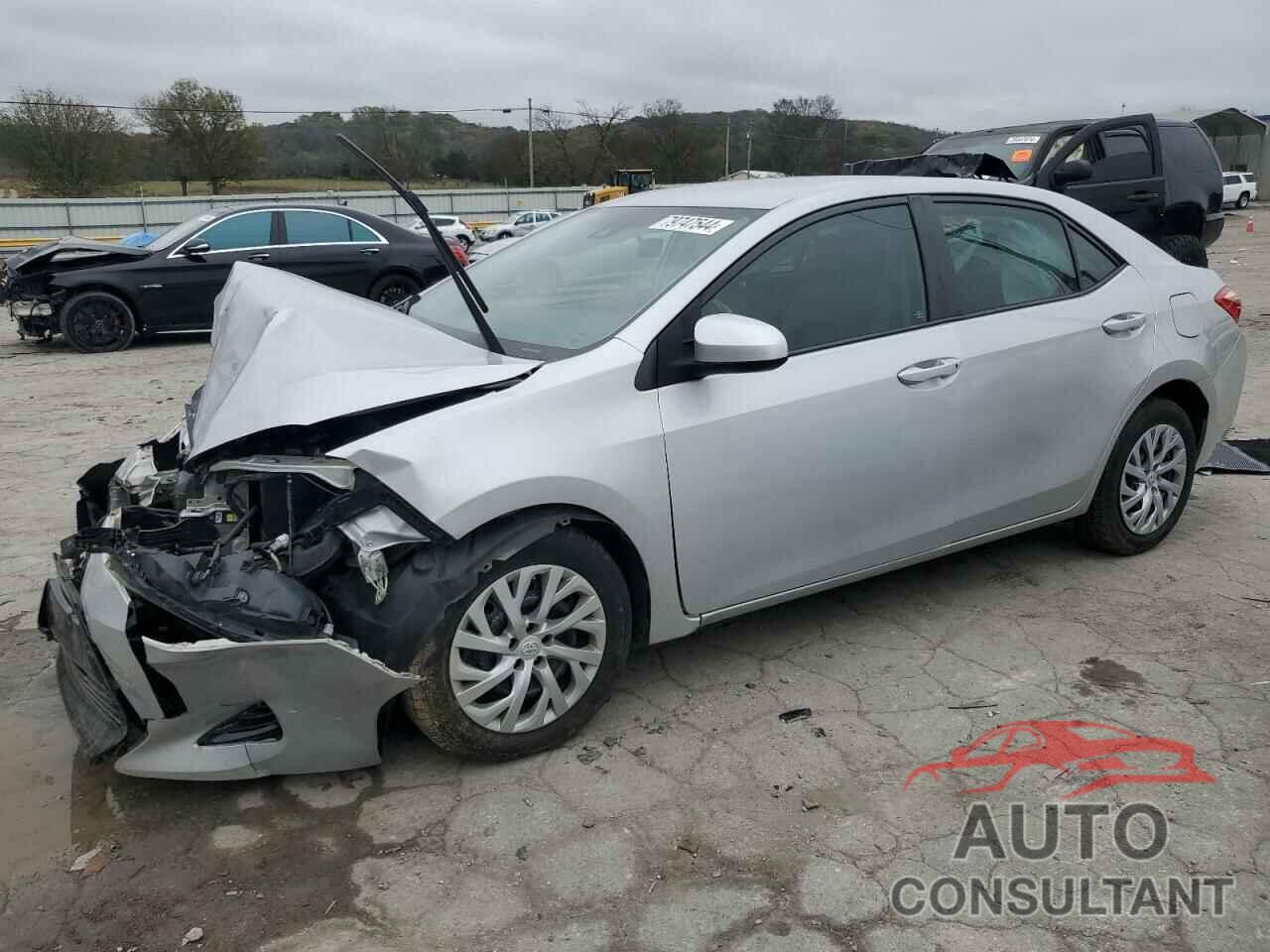 TOYOTA COROLLA 2018 - 2T1BURHE7JC001400