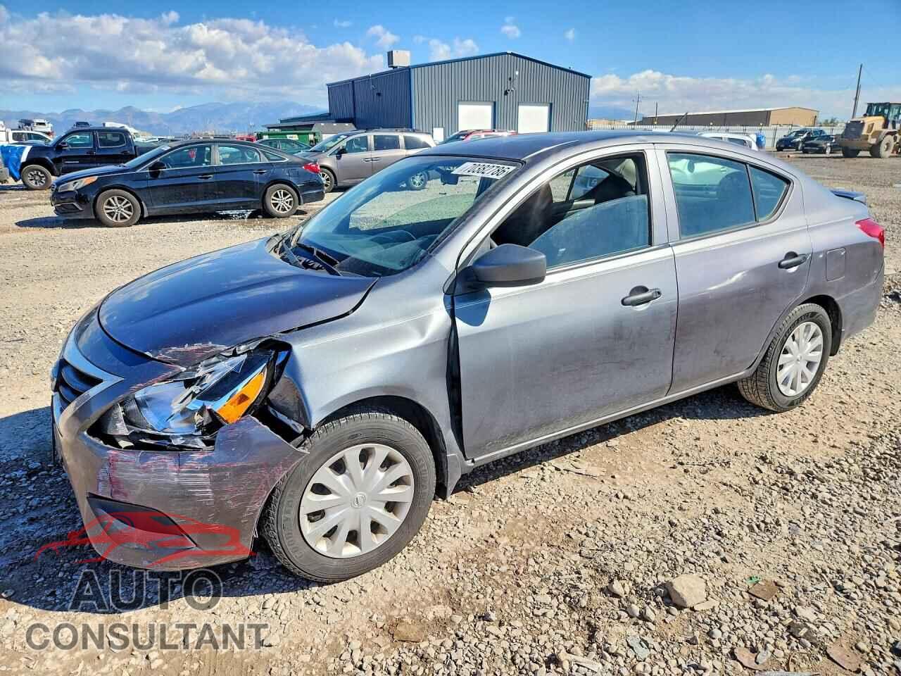 NISSAN VERSA 2017 - 3N1CN7AP3HL847342
