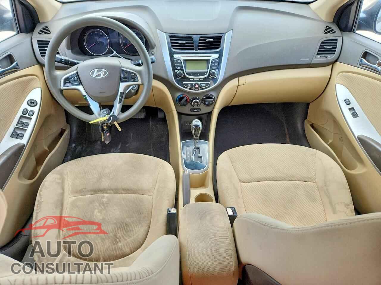 HYUNDAI ACCENT 2012 - KMHCU4AE5CU098440