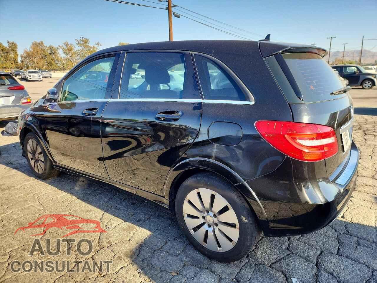 MERCEDES-BENZ B-CLASS 2014 - WDDVP9AB4EJ004081
