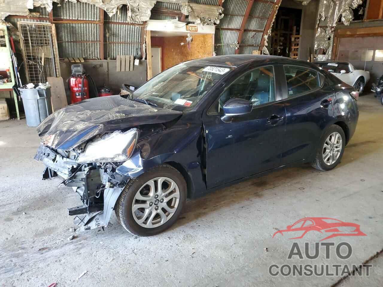 TOYOTA YARIS 2017 - 3MYDLBYV0HY166994
