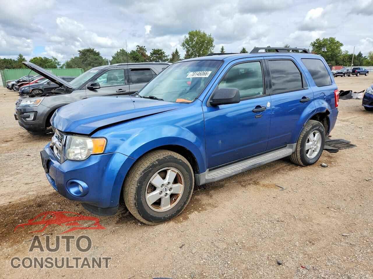 FORD ESCAPE 2010 - 1FMCU9DG5AKB10279