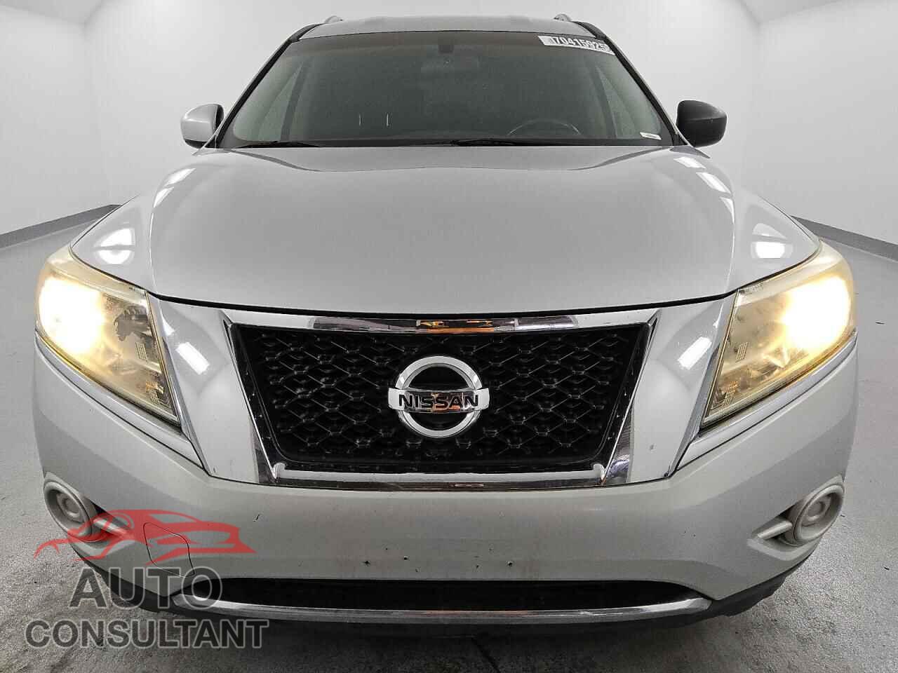 NISSAN PATHFINDER 2013 - 5N1AR2MM9DC615519