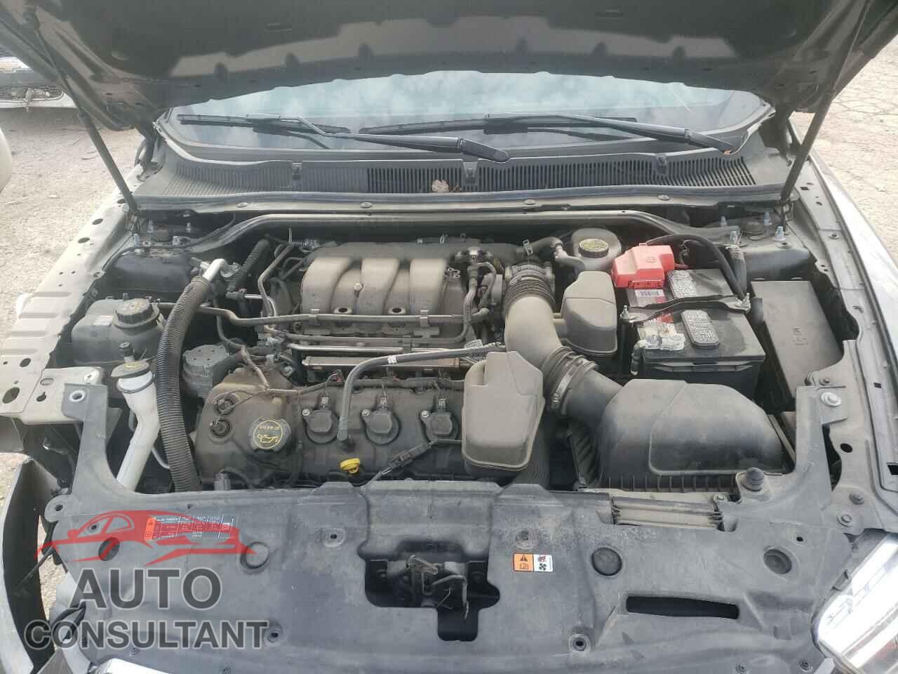 FORD TAURUS 2017 - 1FAHP2F80HG114936