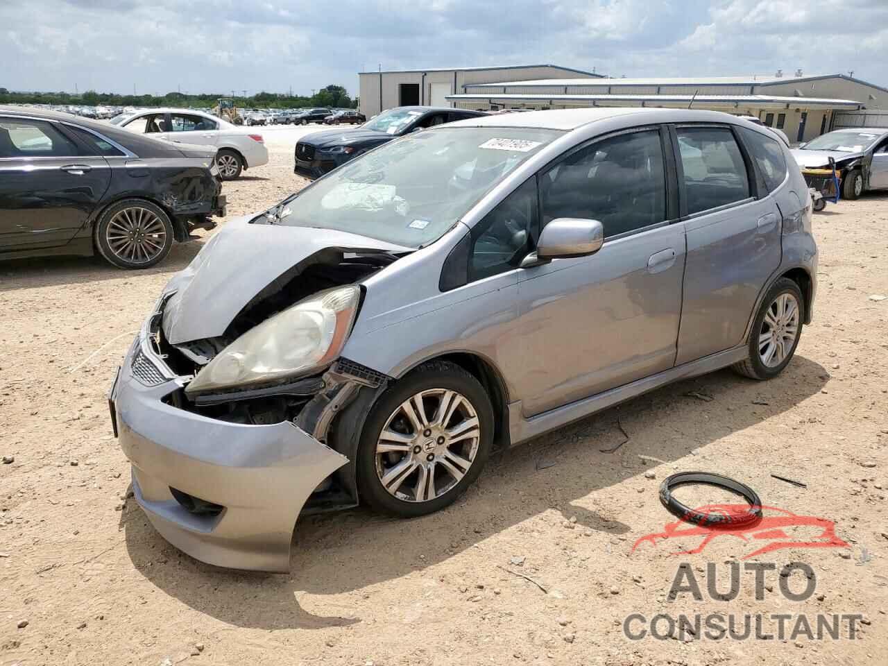 HONDA FIT 2010 - JHMGE8H40AC028689