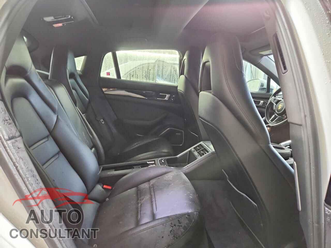 PORSCHE PANAMERA 2020 - WP0AE2A70LL130828