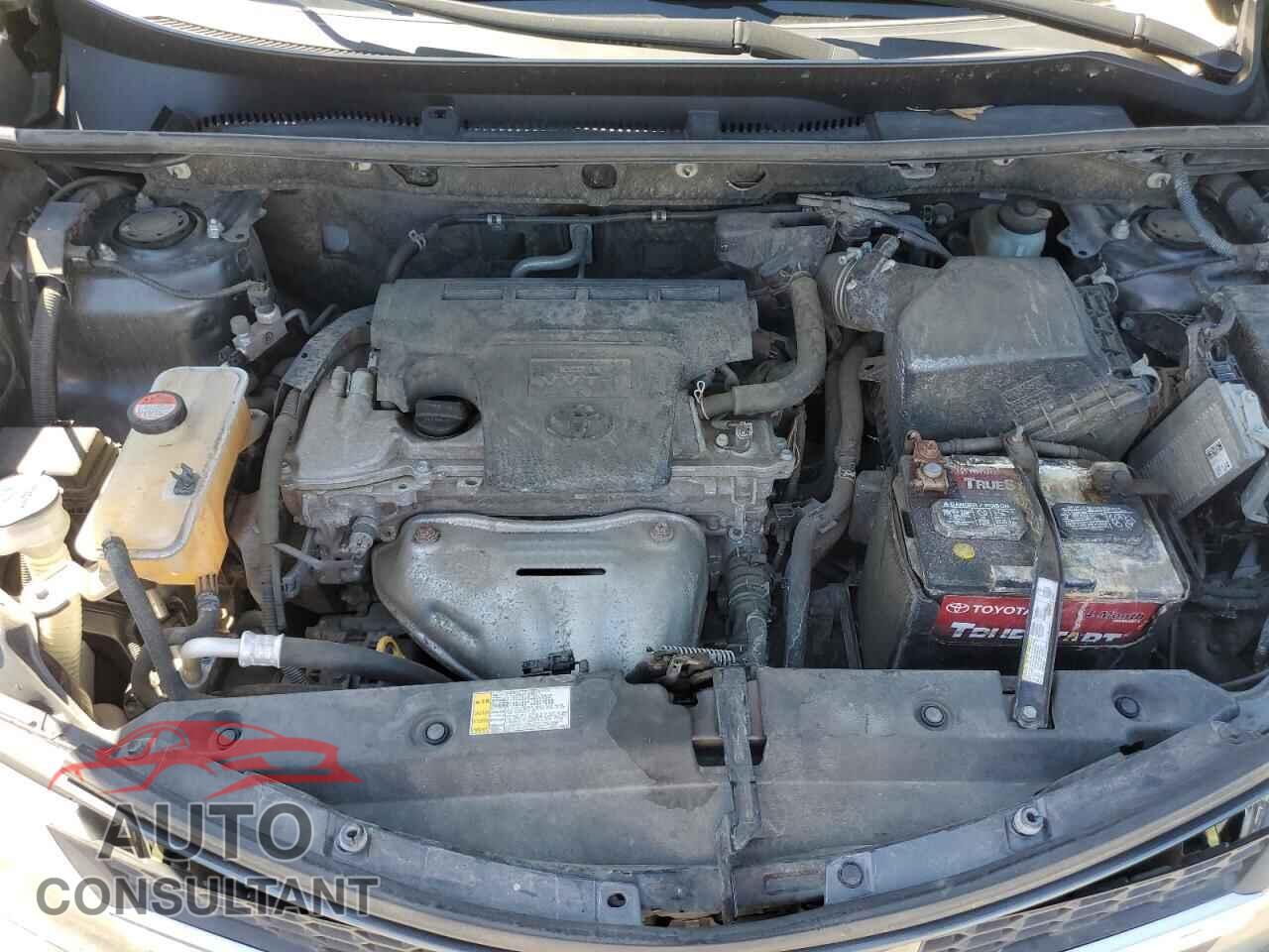 TOYOTA RAV4 2015 - JTMBFREV2FD166067