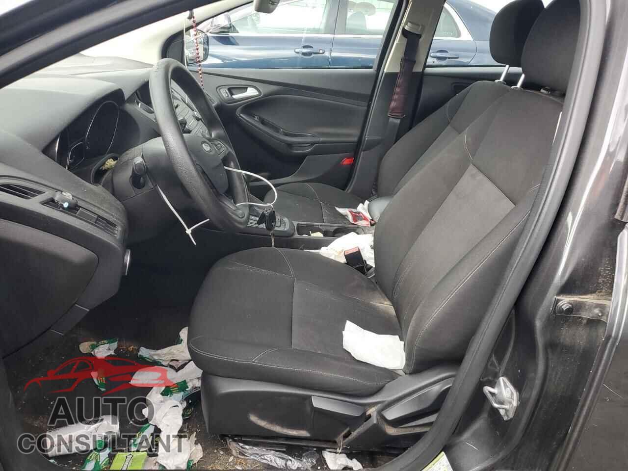 FORD FOCUS 2015 - 1FADP3F24FL291252