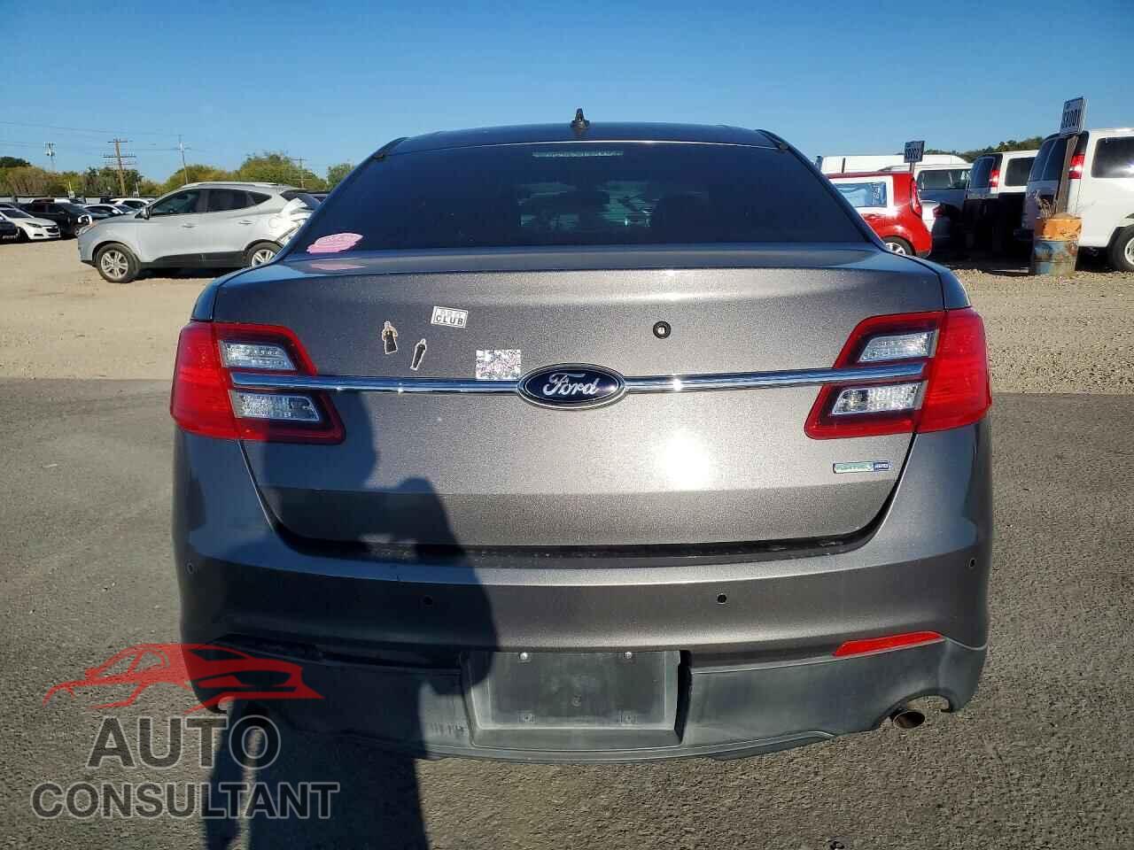 FORD TAURUS 2015 - 1FAHP2MK7FG112189