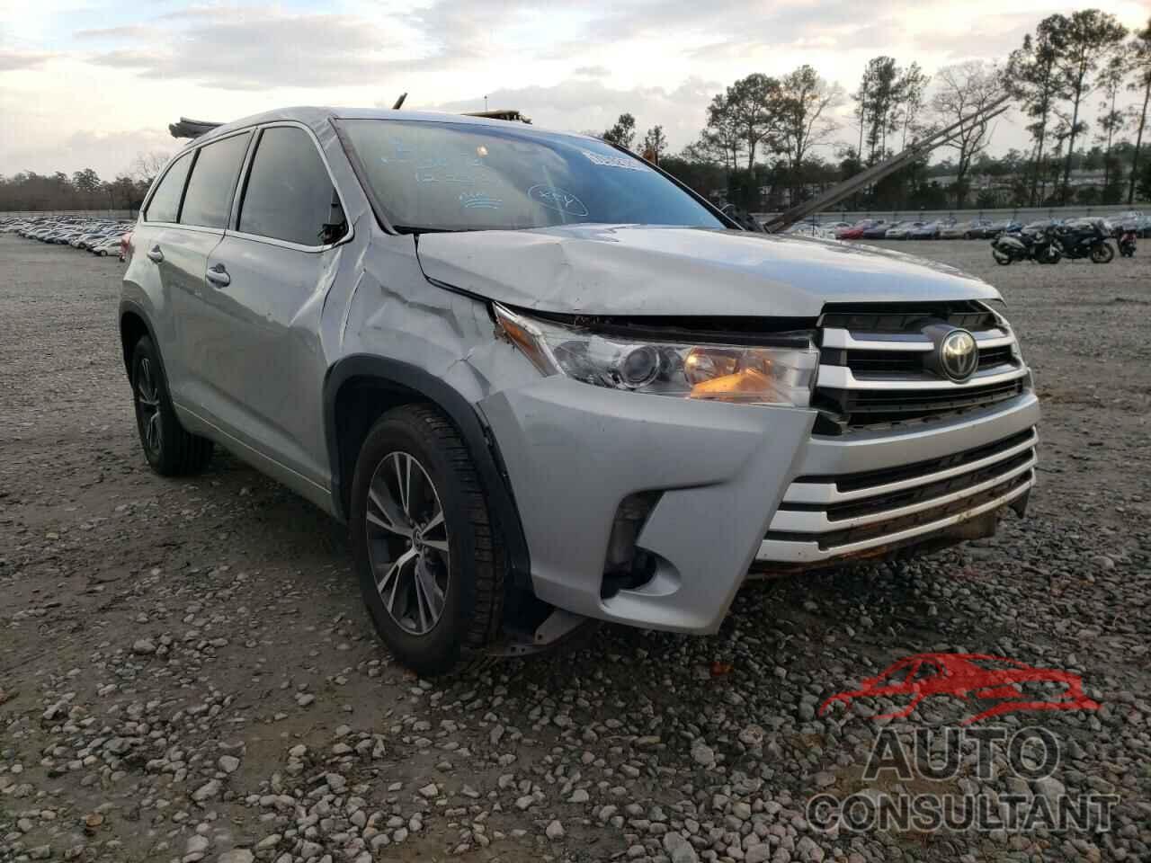 TOYOTA HIGHLANDER 2018 - 5TDZARFHXJS033642