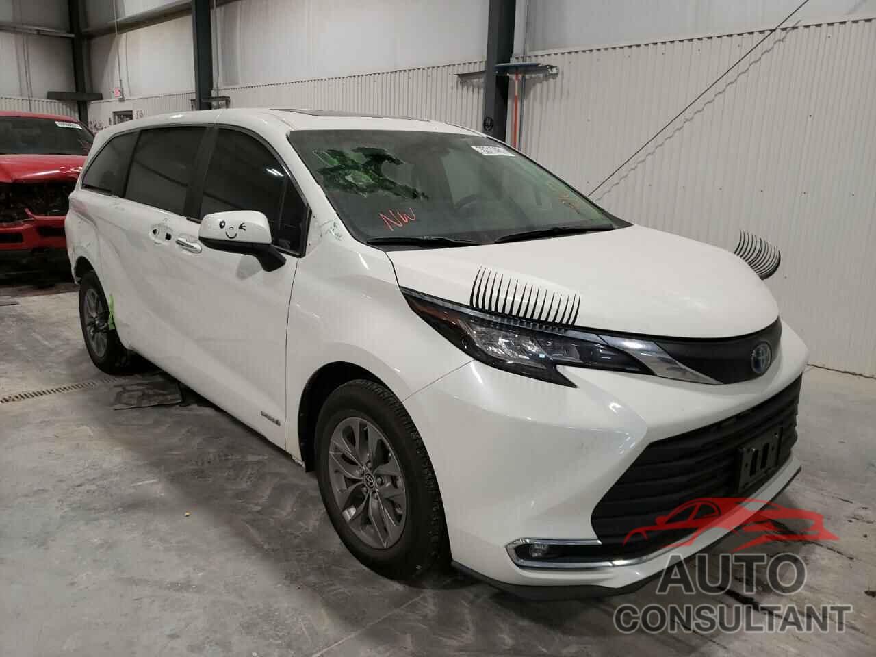 TOYOTA SIENNA 2021 - 5TDYSKFC2MS002135