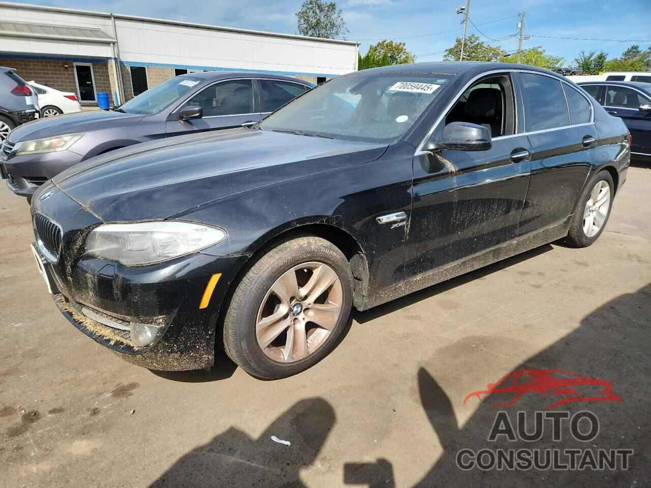 BMW 5 SERIES 2012 - WBAXH5C5XCDW11644