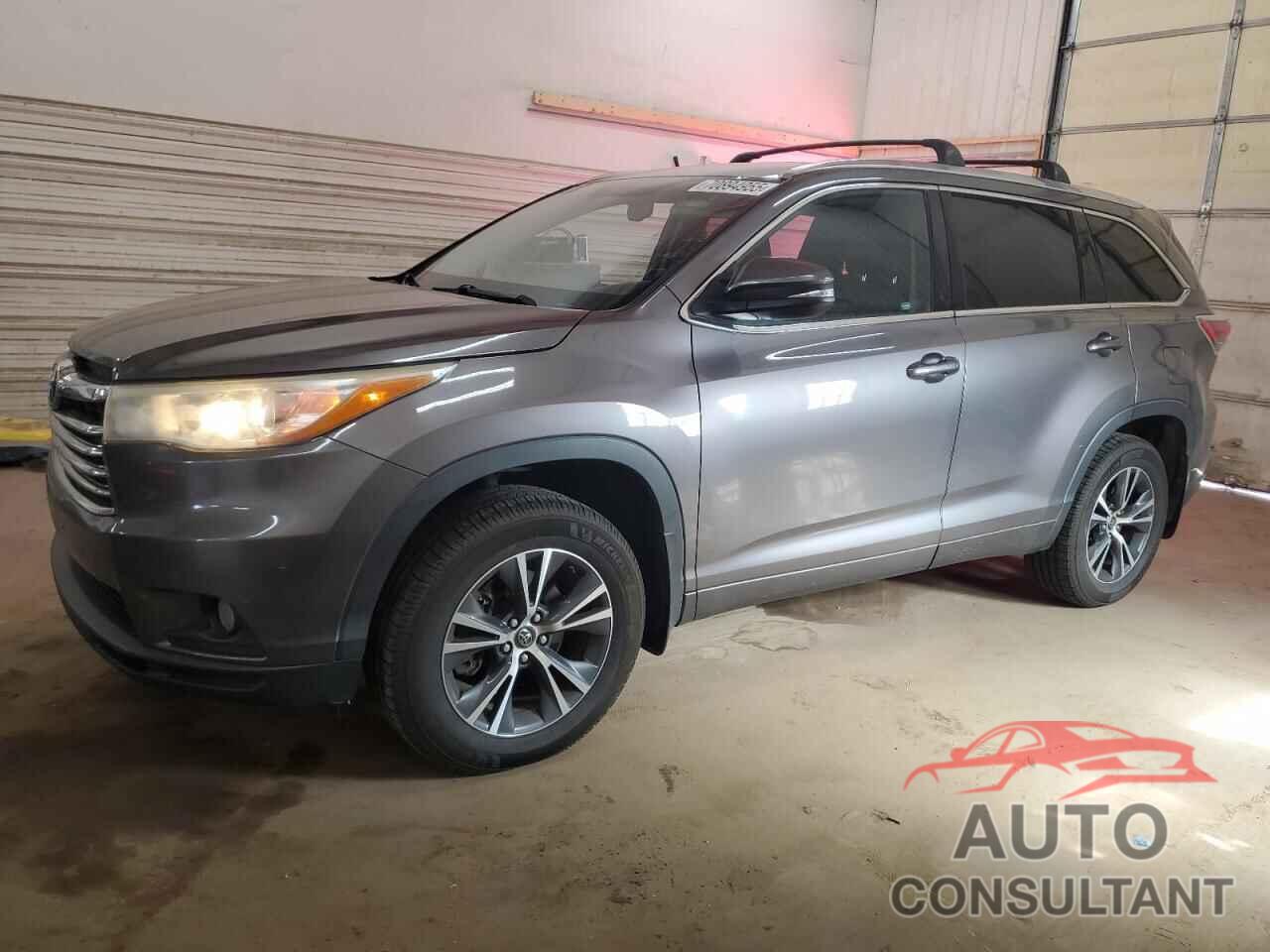 TOYOTA HIGHLANDER 2016 - 5TDJKRFH0GS295205