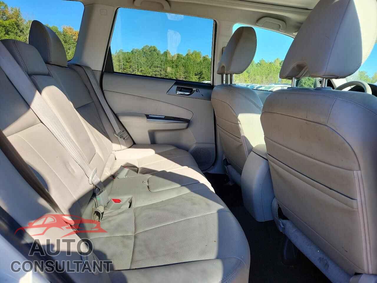SUBARU FORESTER 2011 - JF2SHAEC5BH742684