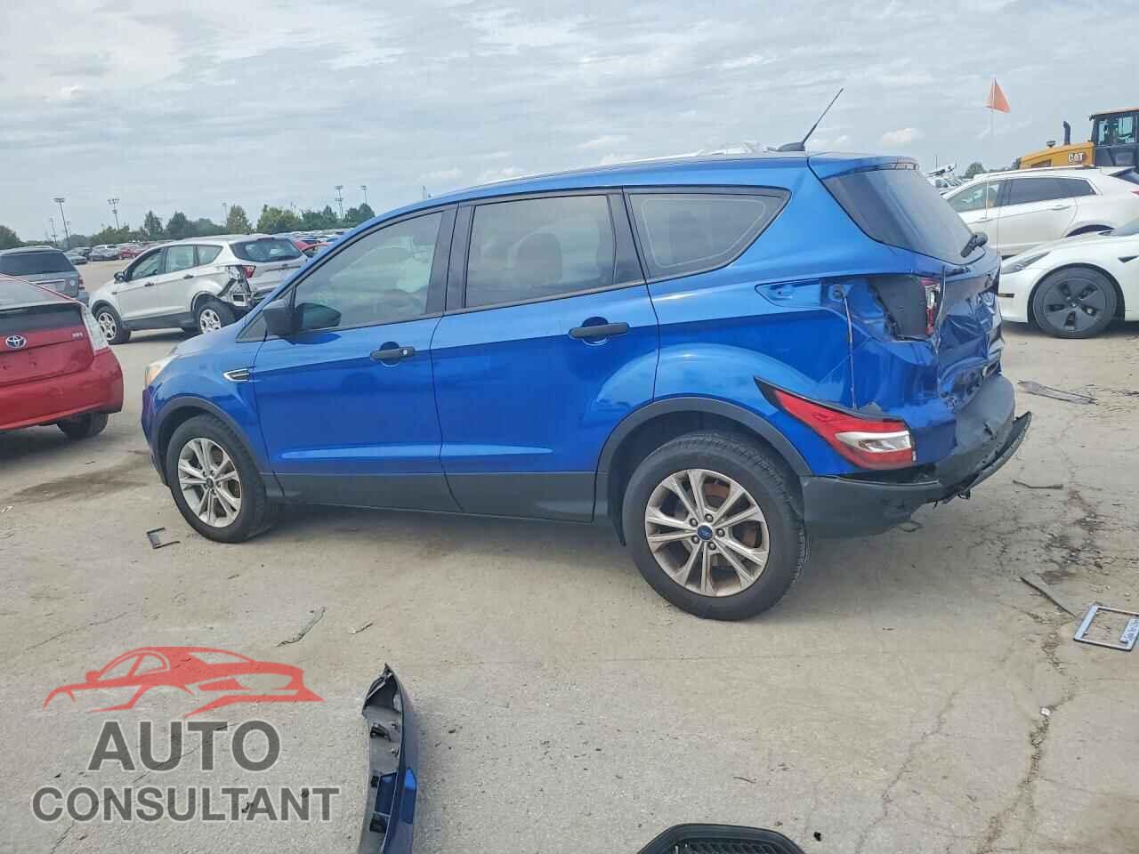 FORD ESCAPE 2017 - 1FMCU0F75HUC66121