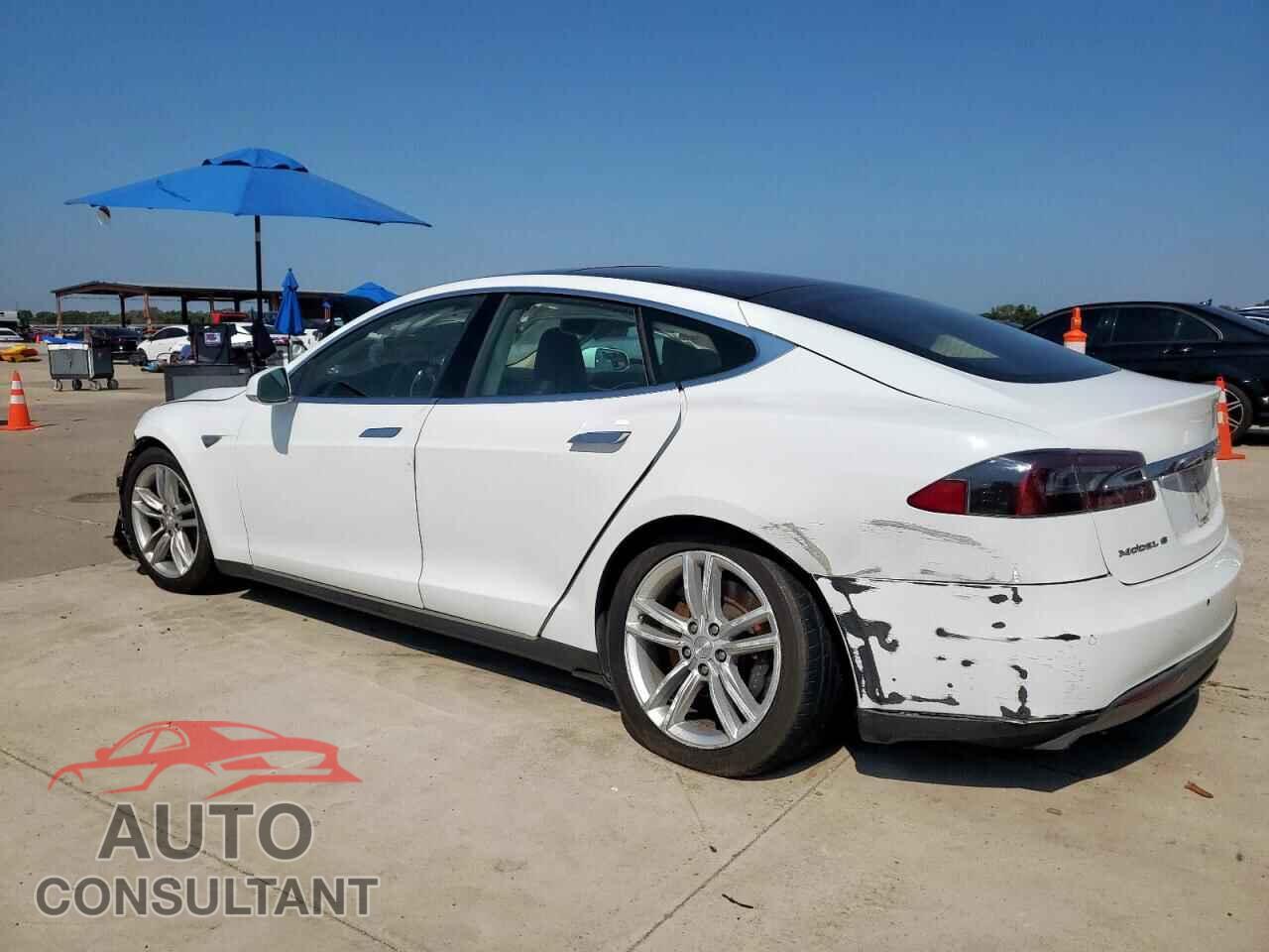 TESLA MODEL S 2016 - 5YJSA1E16GF128283