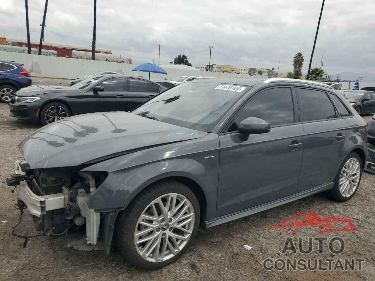 AUDI A3 2018 - WAUUPBFF5JA060952