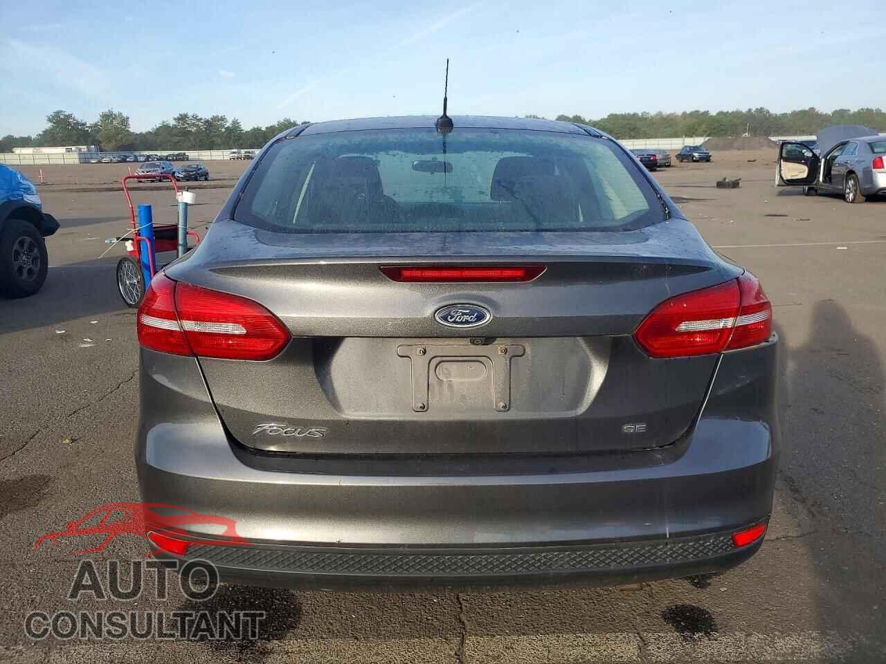 FORD FOCUS 2017 - 1FADP3F24HL326567