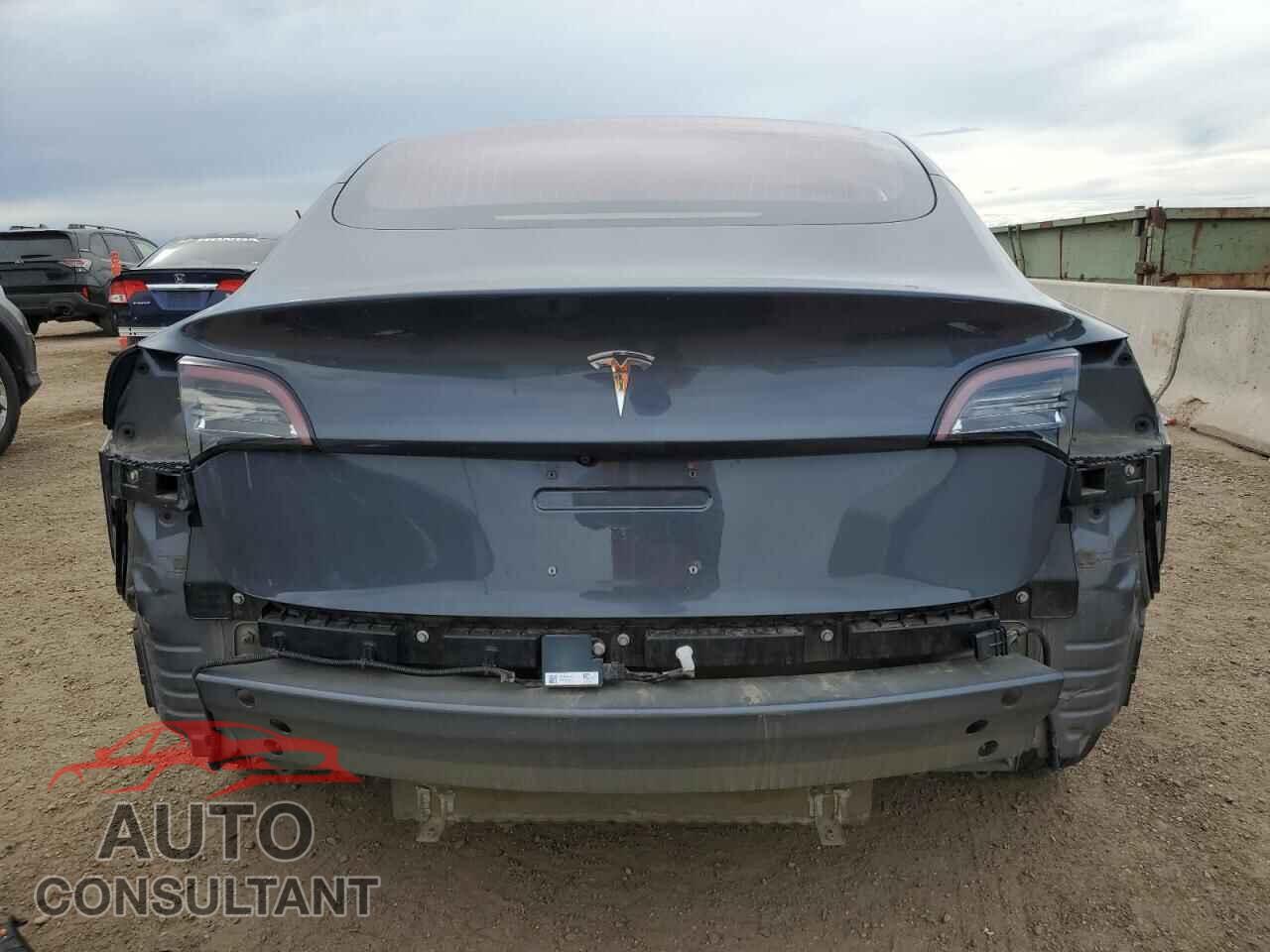 TESLA MODEL 3 2018 - 5YJ3E1EA1JF167623