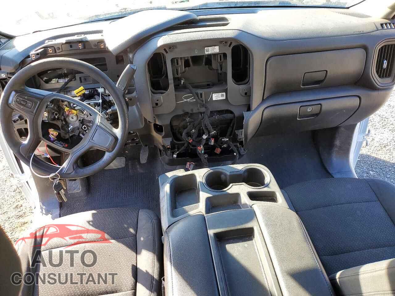 CHEVROLET SILVERADO 2020 - 3GCPYBEH8LG337632