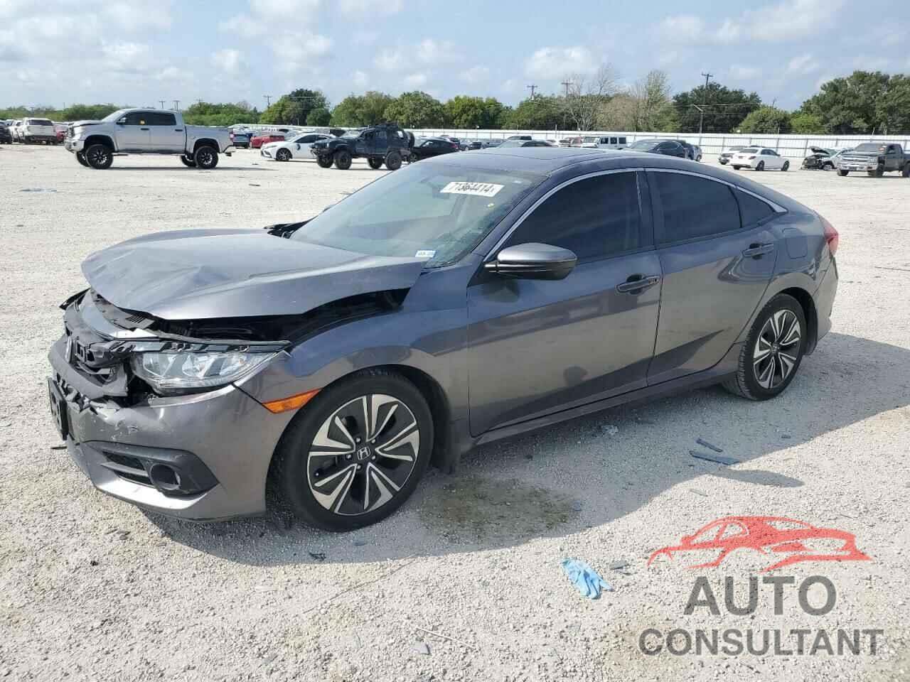 HONDA CIVIC 2018 - JHMFC1F38JX013529