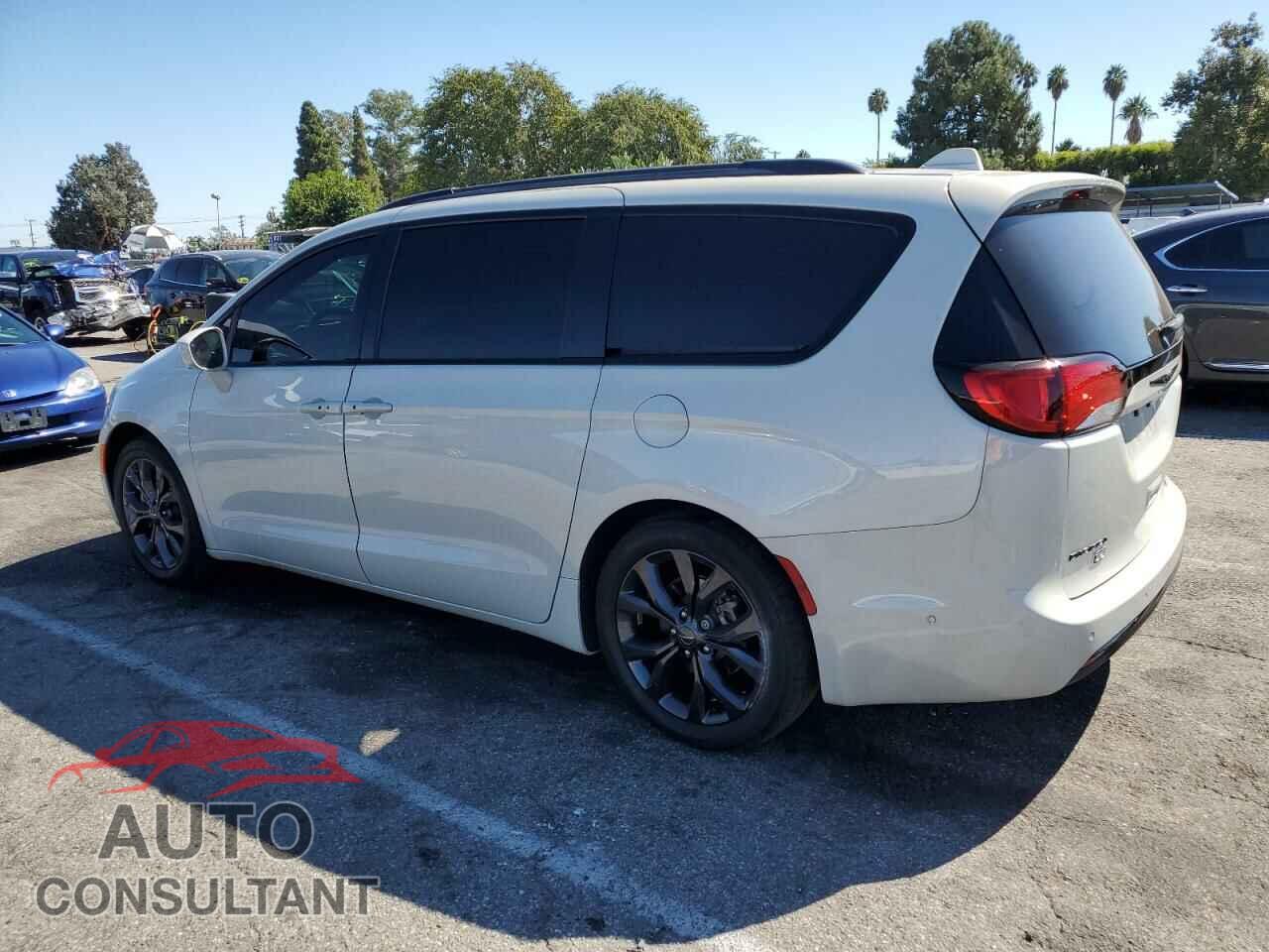 CHRYSLER PACIFICA 2020 - 2C4RC1EG2LR145593